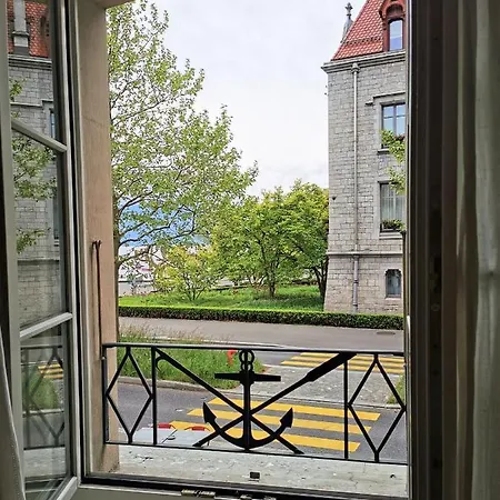 140 Ouchy, Best Location 50 Meters From The Lake ! Apartment *